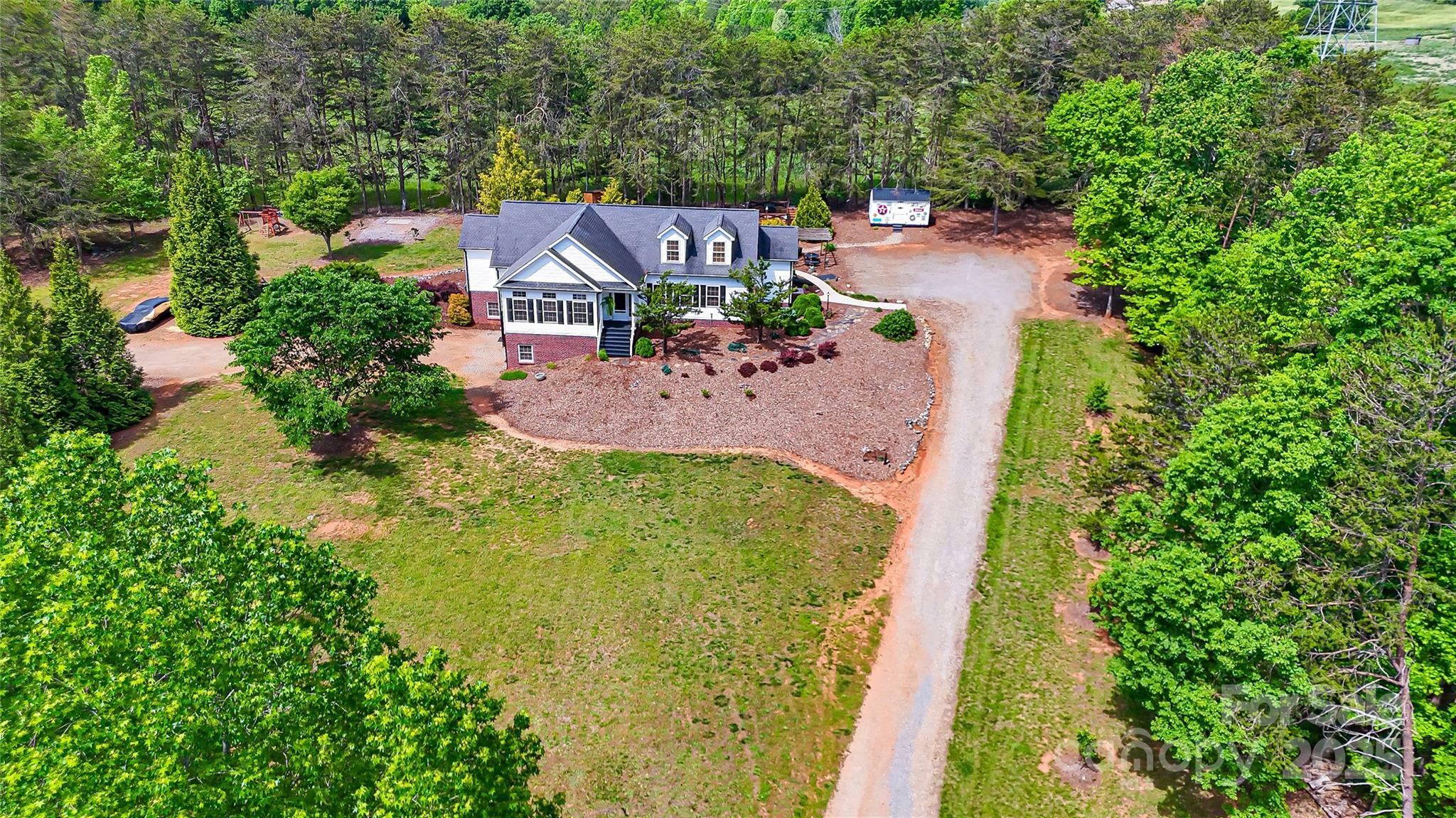 5562 Jenkins Road  Morganton NC 28655 photo