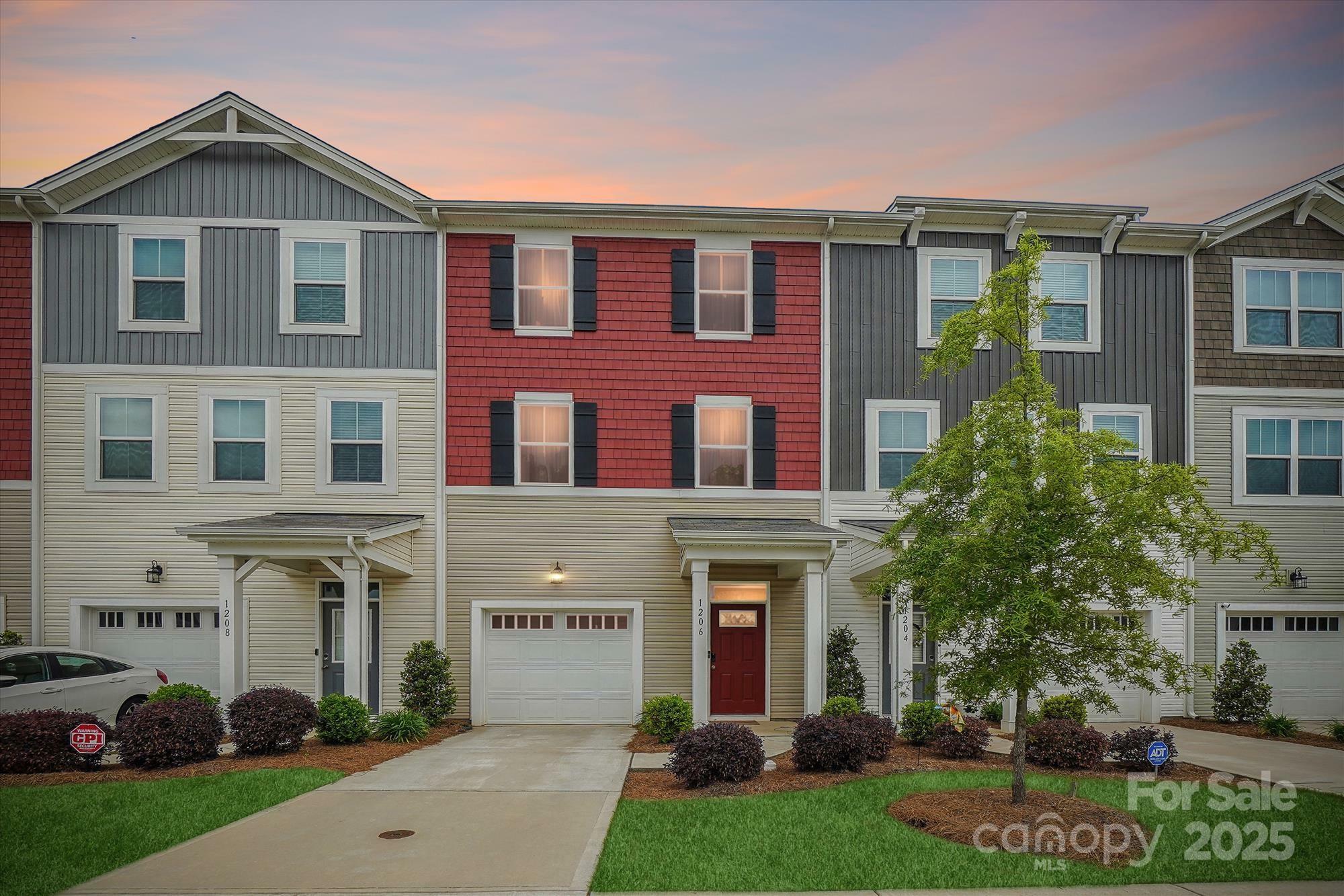 Property Photo: 1206 Keydet Drive NC 28216