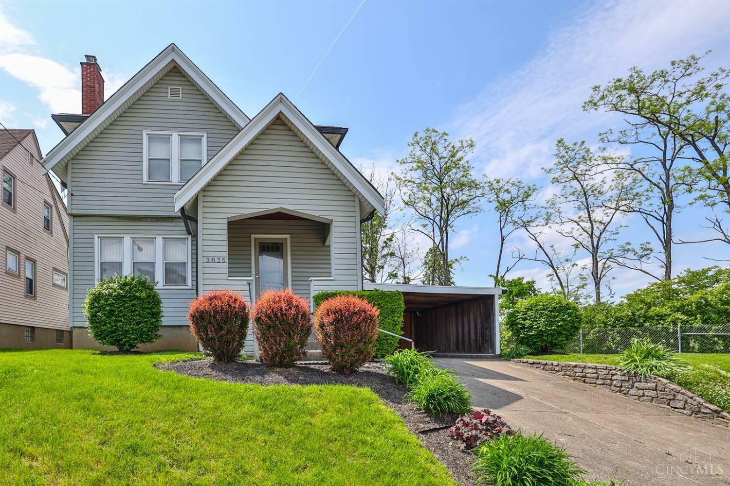 3635 Barberry Avenue  Cincinnati OH 45207 photo