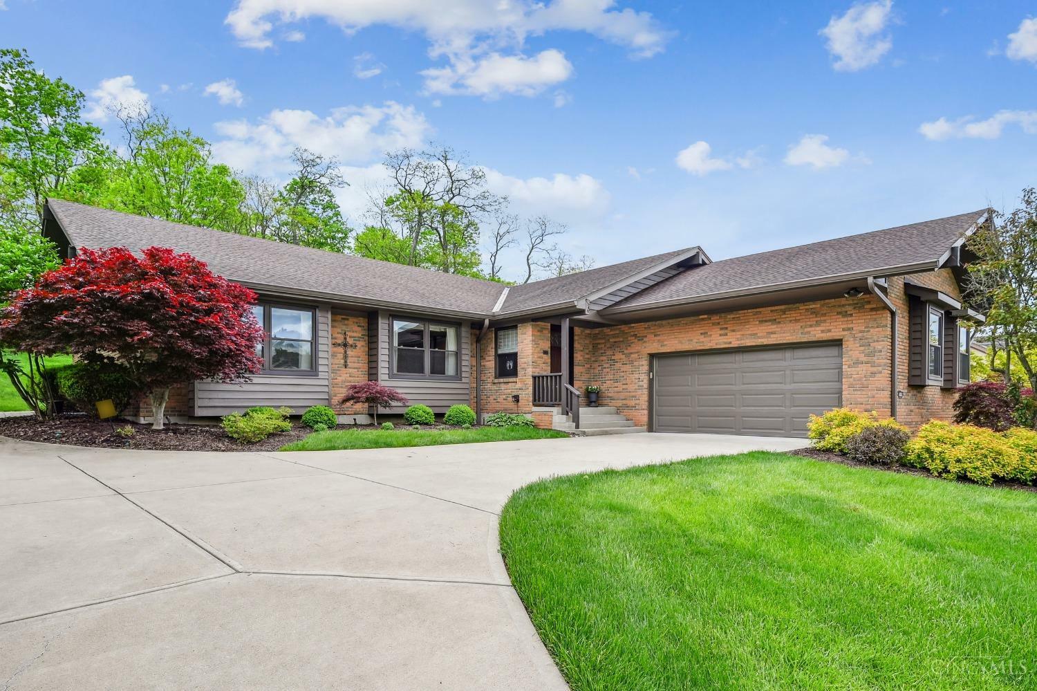 Property Photo: 5140 Pebblevalley Drive OH 45252