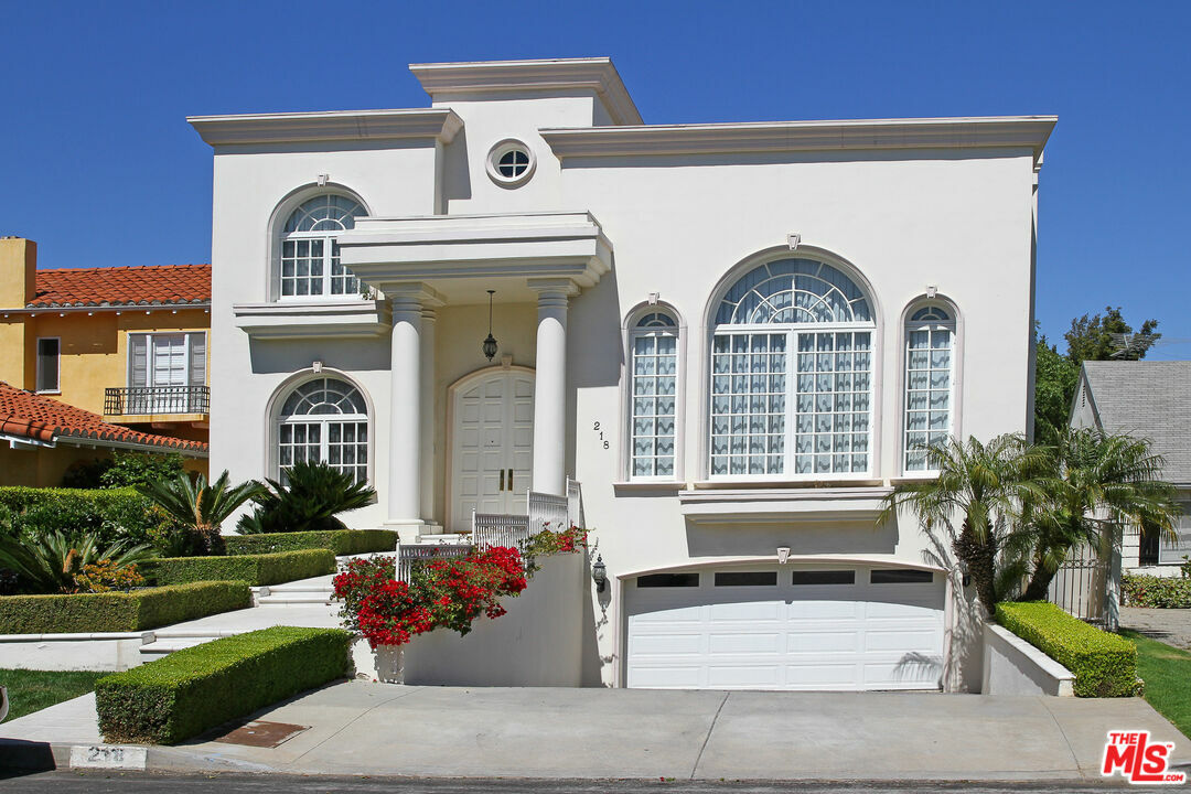 Property Photo: 218 S Medio Dr CA 90049