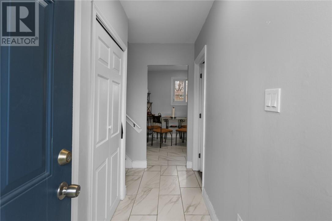 Property Photo: 1366 Woodbine Avenue ON P3A 2M4