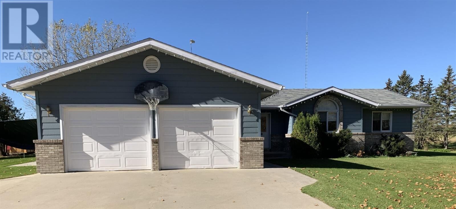 Property Photo: 987 Redford Rd ON P0W 1E0