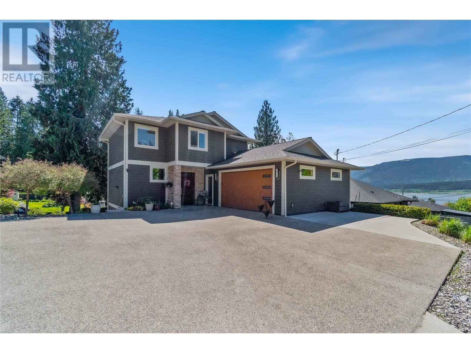 1750 20 Avenue Northeast  Salmon Arm BC V1E 2G3 photo