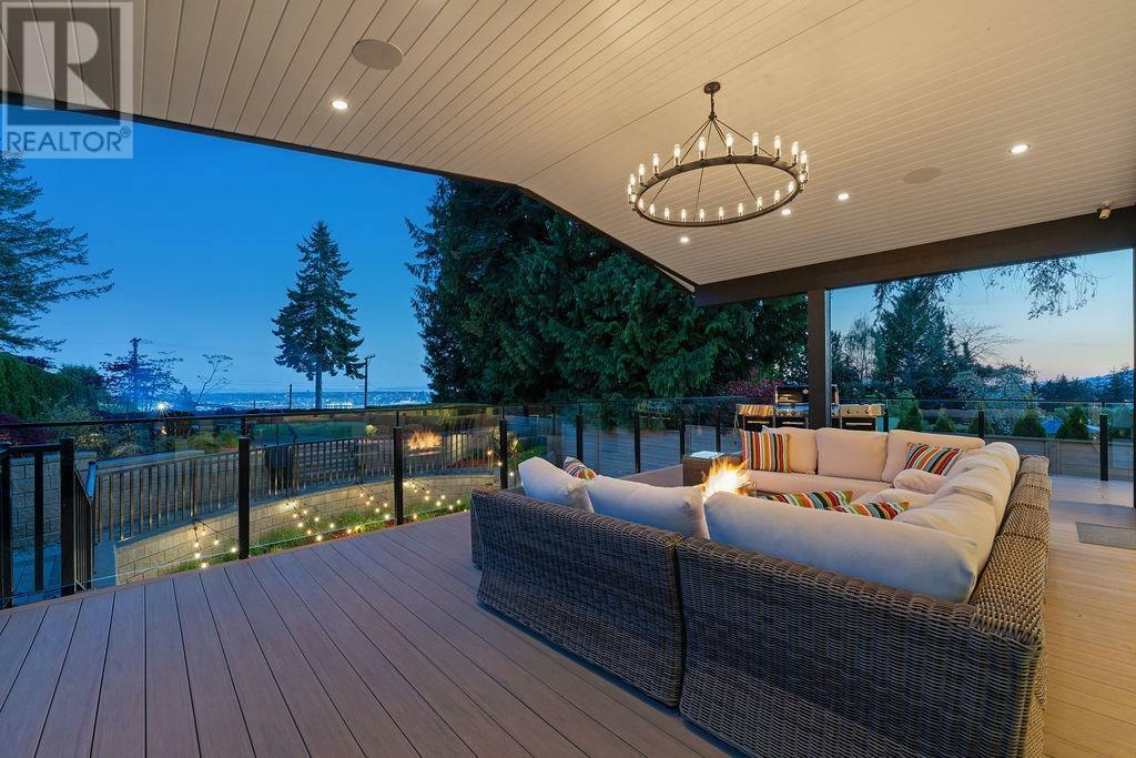 Property Photo: 105 Monte Vista Court BC V7N 4N1