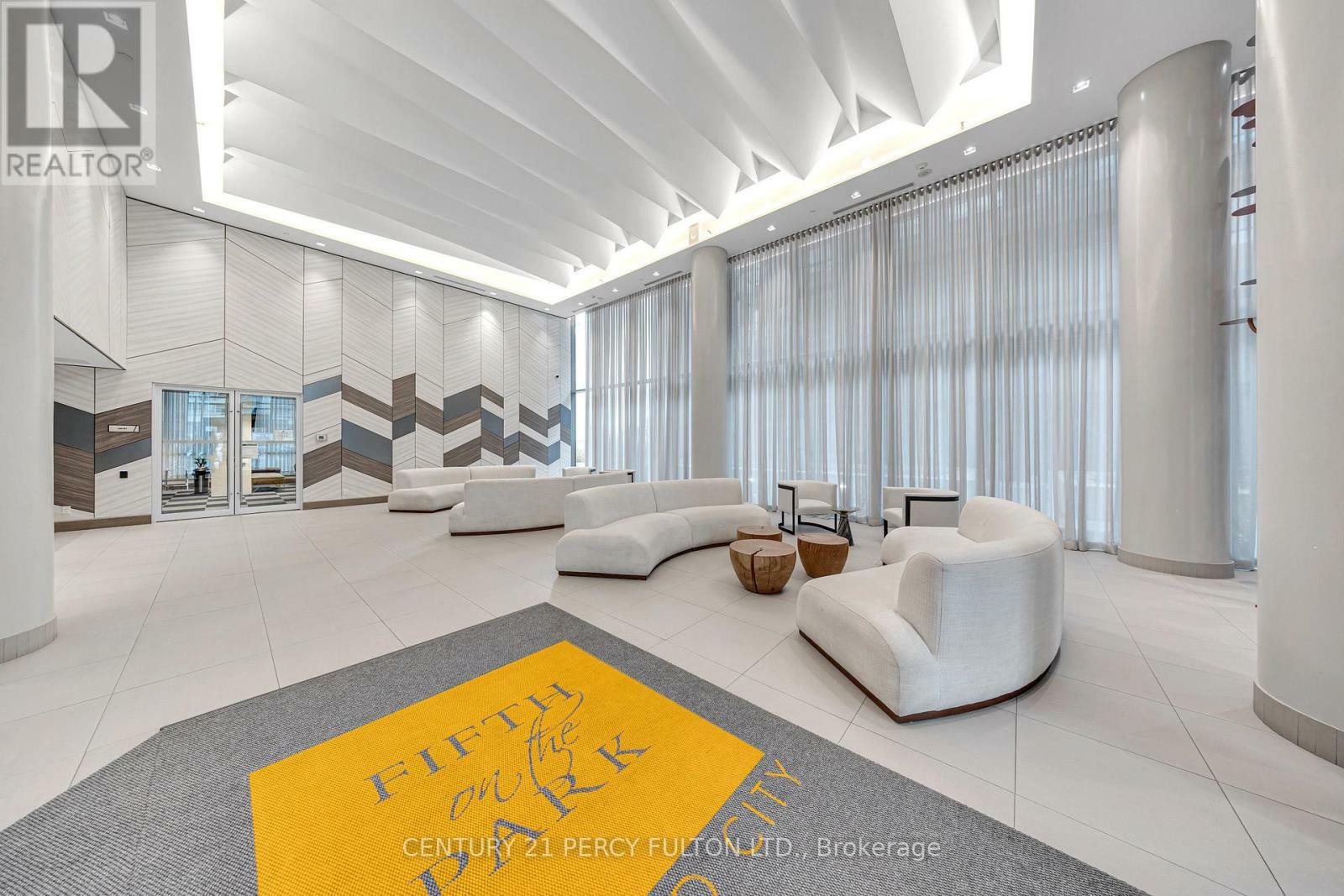 Property Photo: 50 Forest Manor Road 1702 ON M2J 0E3