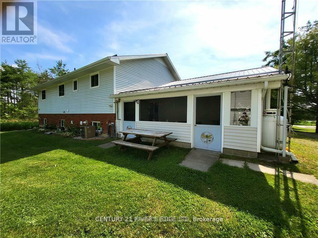 Property Photo: 23 Guild Road ON K0E 1R0