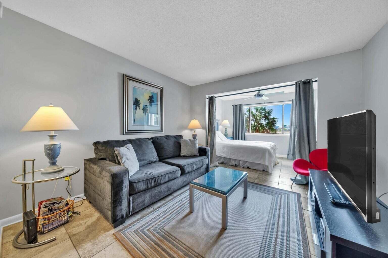 Property Photo:  7453 Sunset Harbor Drive Apt 2-204  FL 32566