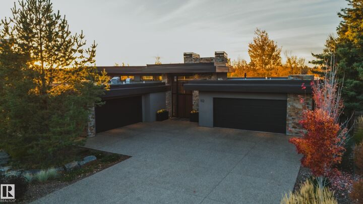 Photo de la propriété: 112 Westbrook Drive NW AB T6J 2E1