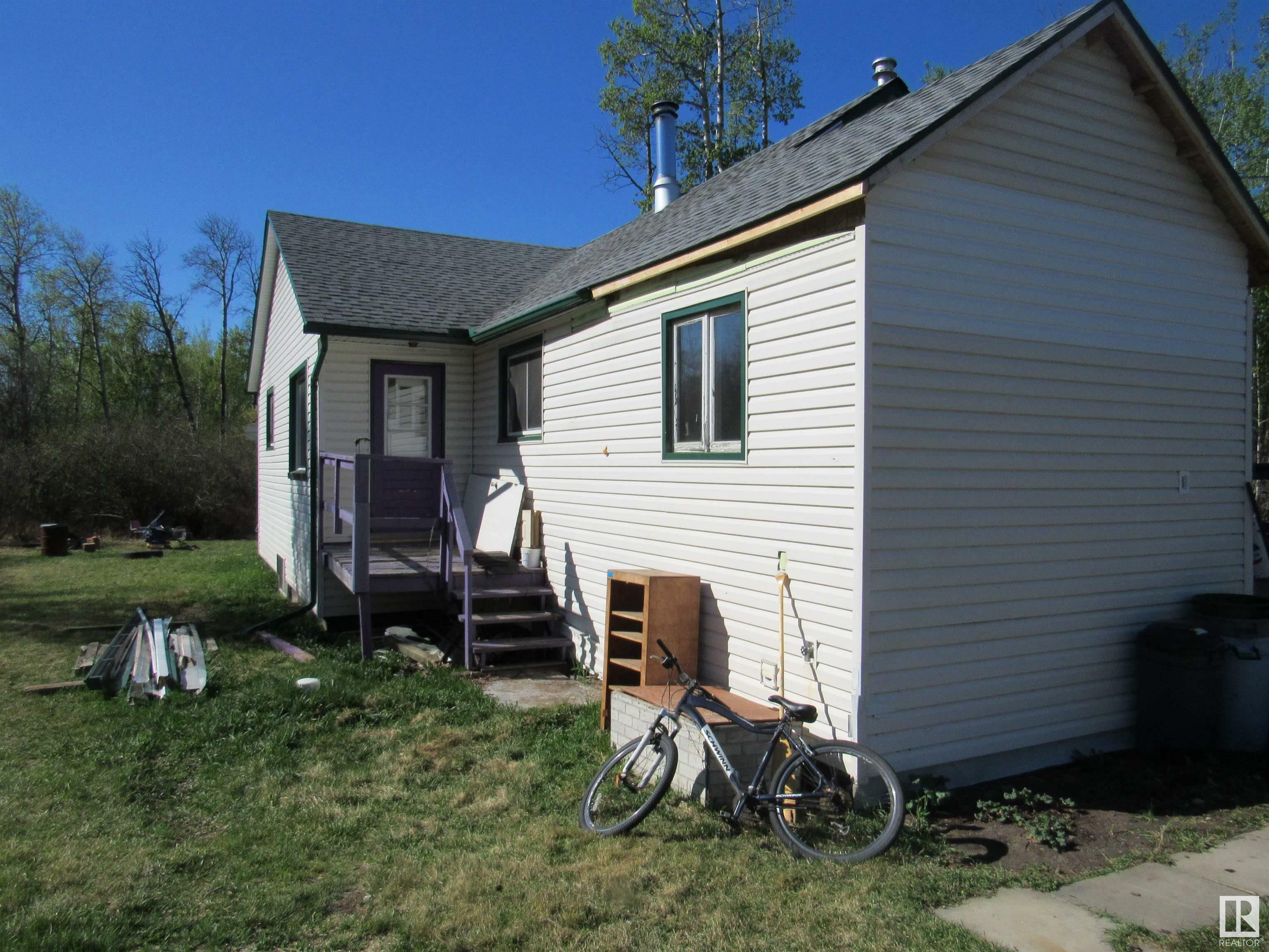 Property Photo:  101 - 57312 Rge Rd 25  AB T0E 1A0 