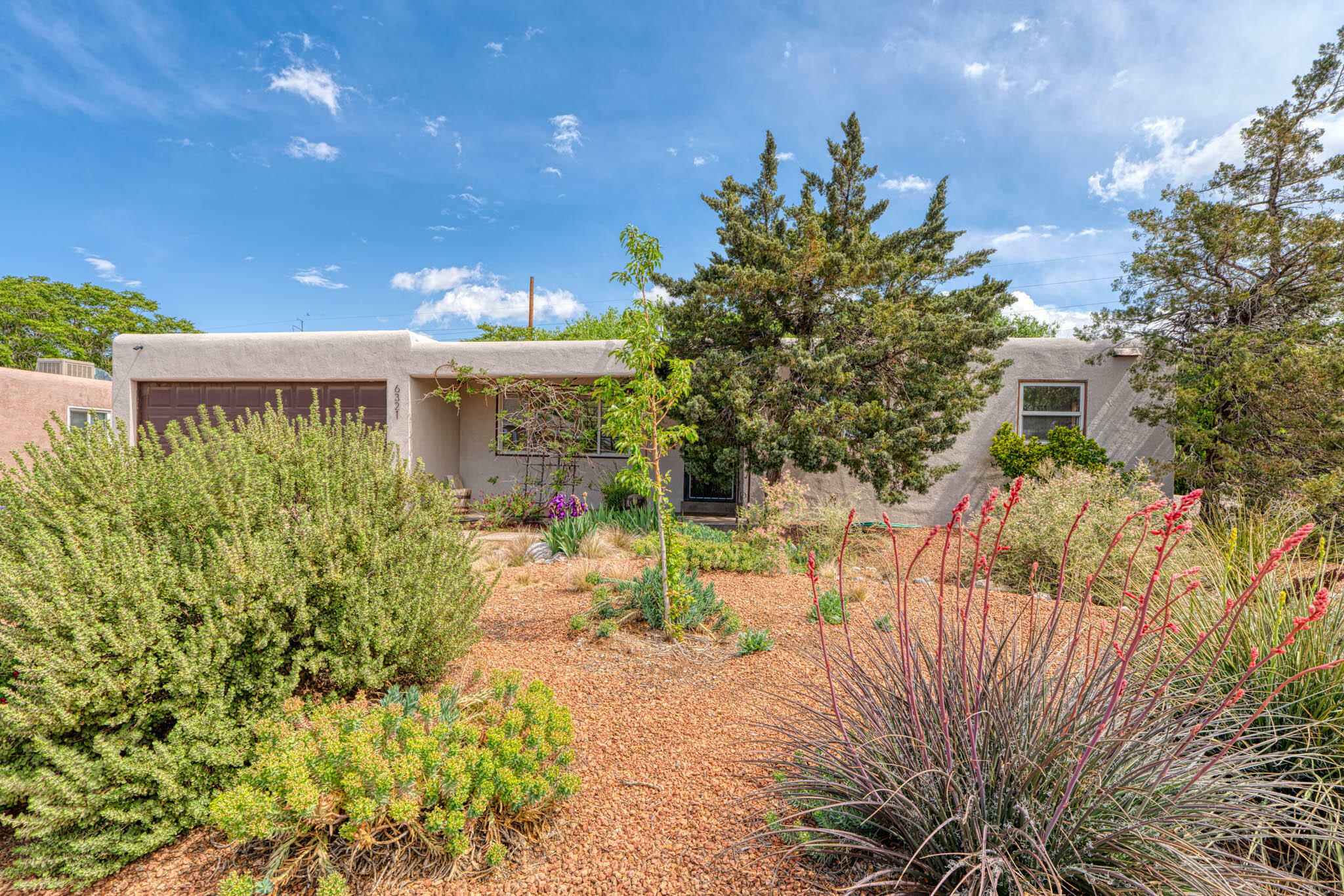 Property Photo: 6321 Zimmerman Avenue NE NM 87110