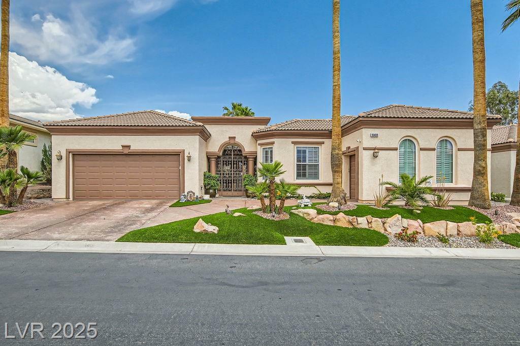 Property Photo: 10408 Mezzanino Court NV 89135