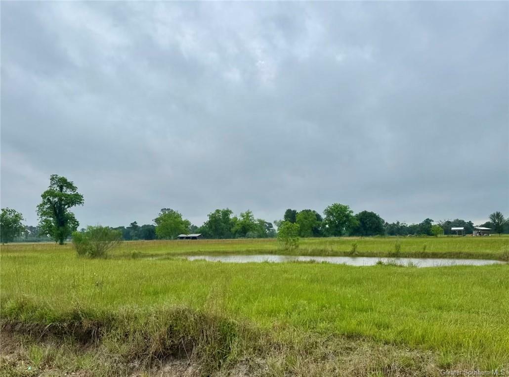Property Photo: 6405 River Road LA 70615