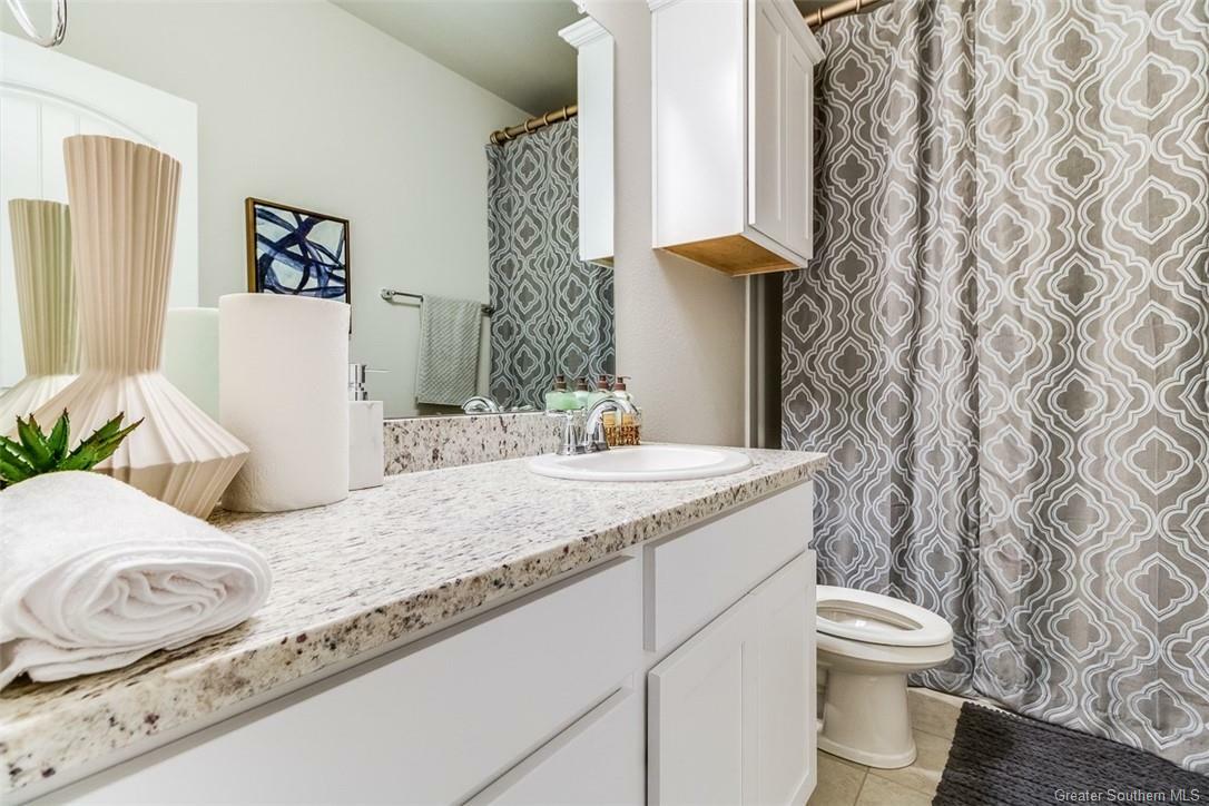Property Photo: 4673 E Ridge Road LA 70607