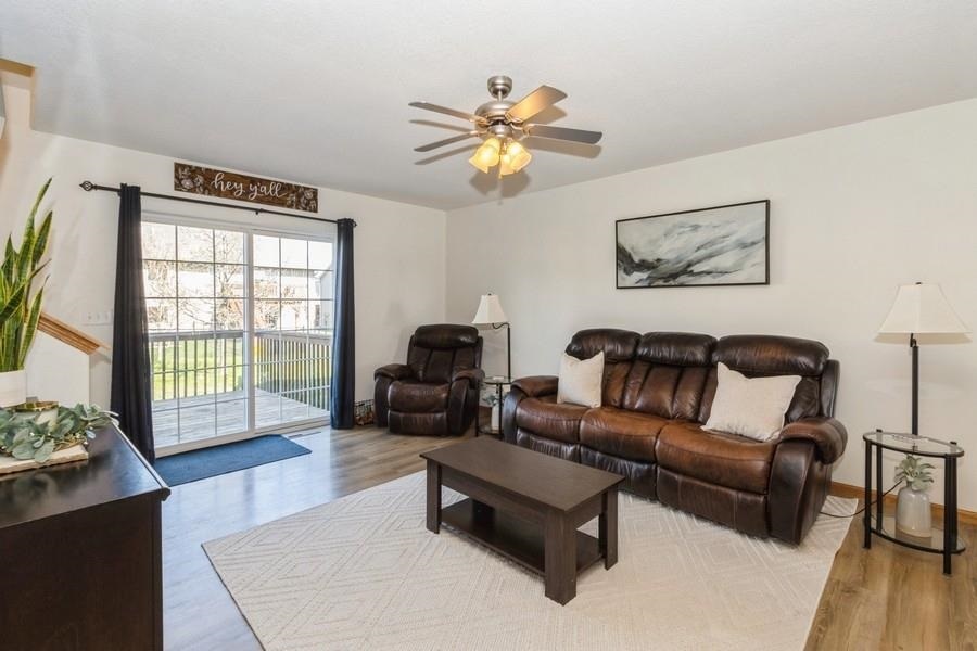 Property Photo:  124 Alydar Dr  IA 52317 