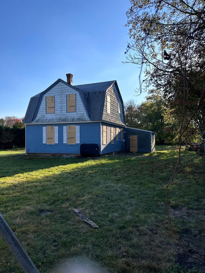 Property Photo: 116 Oak Neck Lane NY 11795
