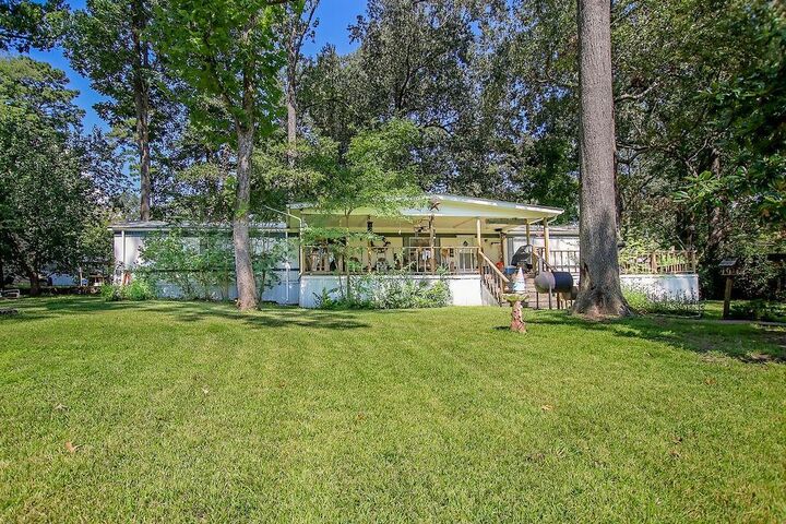Property Photo: 369 Mulberry Lane TX 75980