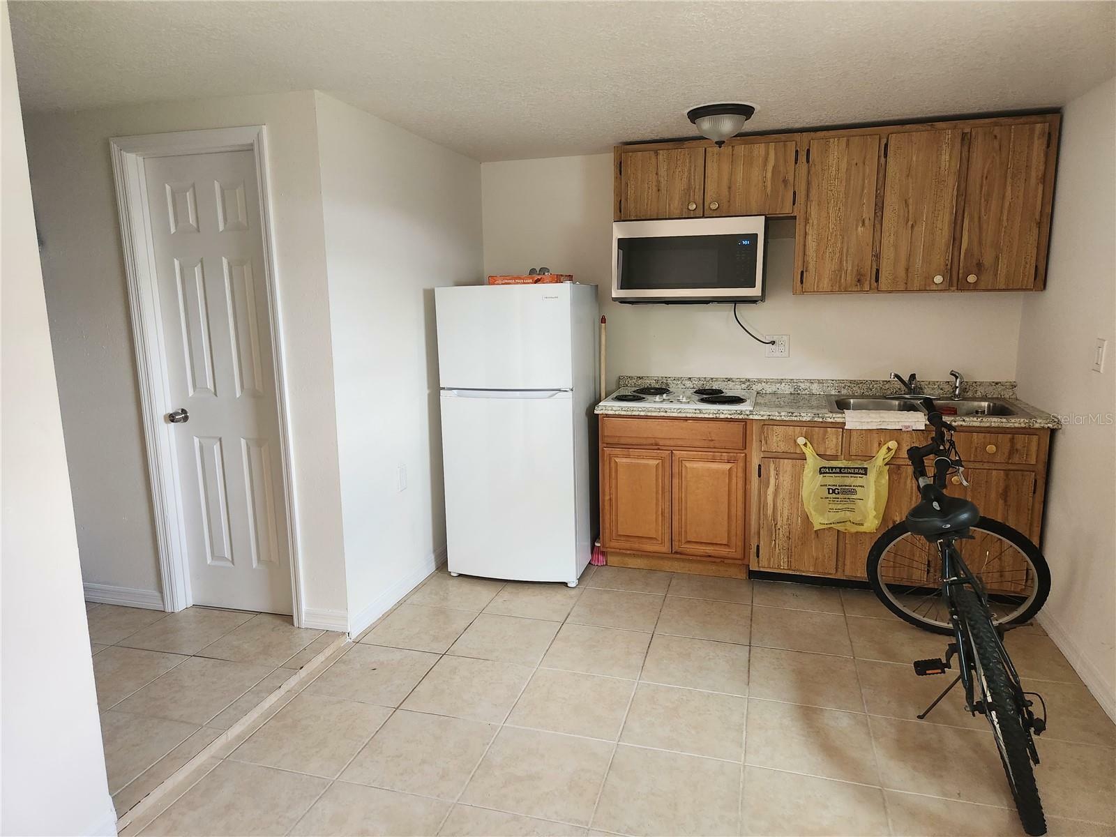 2117 5th Street  Sarasota FL 34237 photo