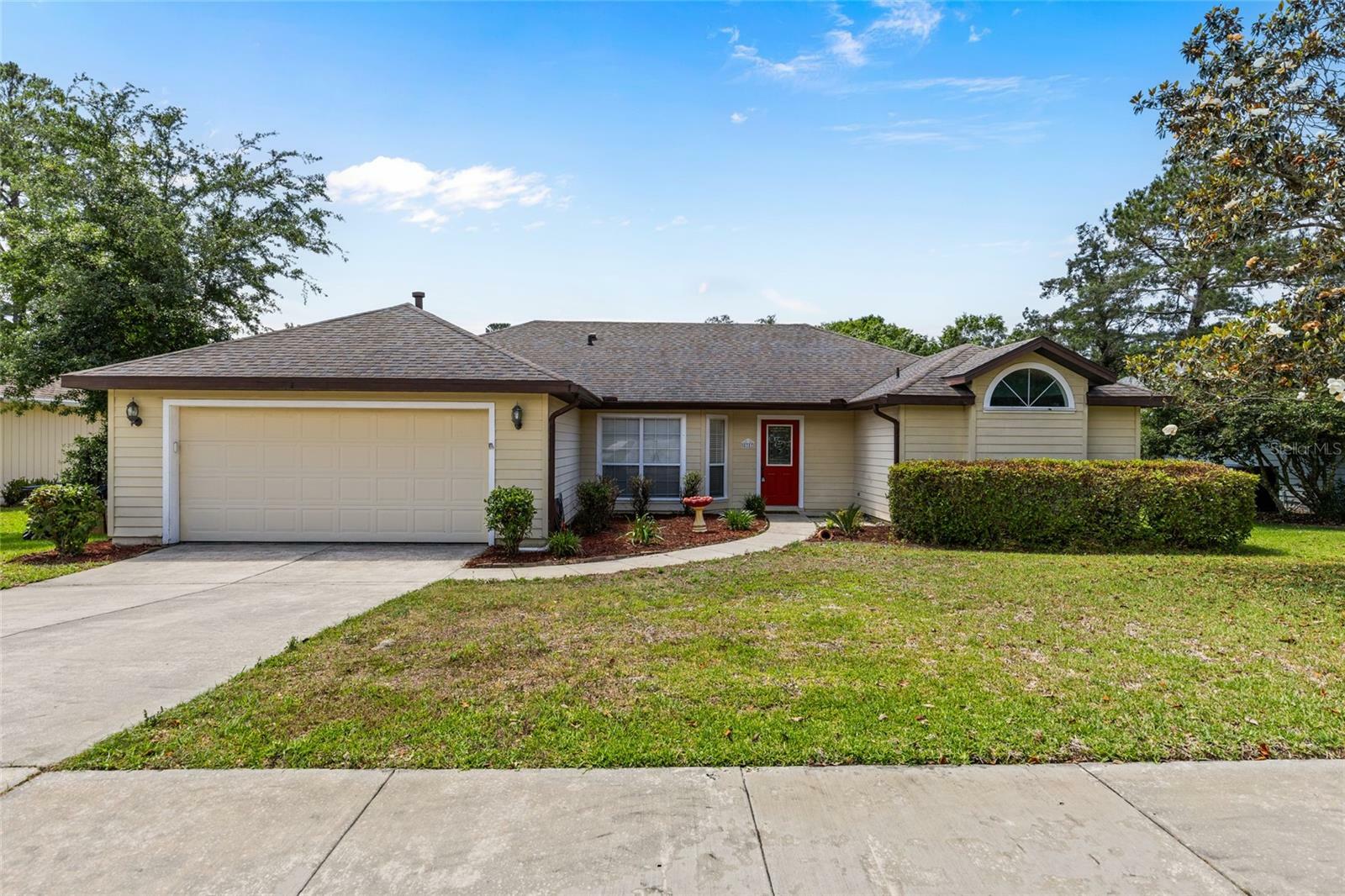 Property Photo: 8707 NW 10th Place FL 32606