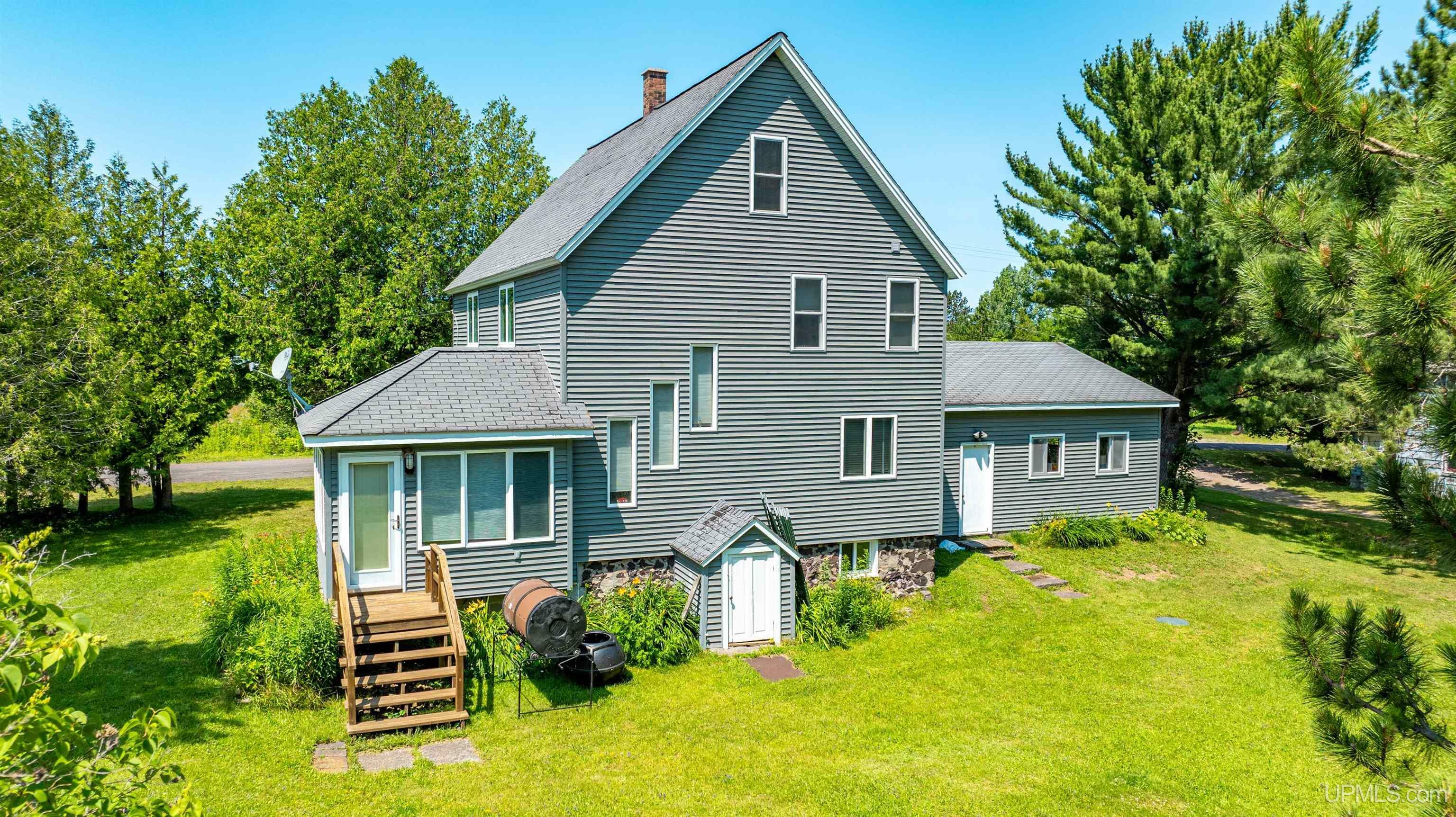 Property Photo:  58686 Railroad Street  MI 49913 