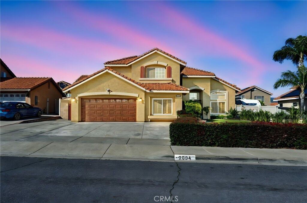Property Photo: 2094 W Summerset Drive CA 92377