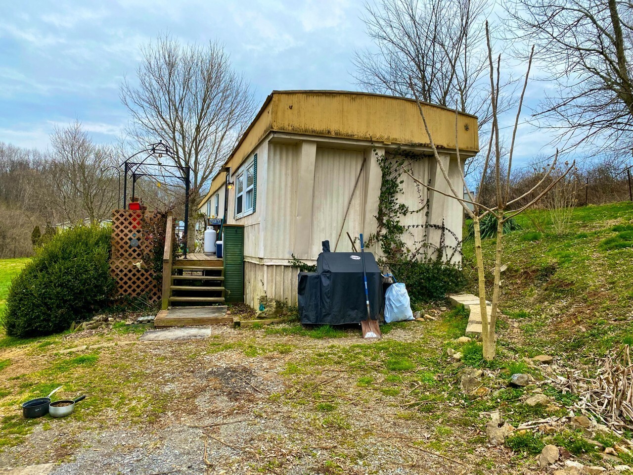 Property Photo: 3240 Burr Rd TN 37172