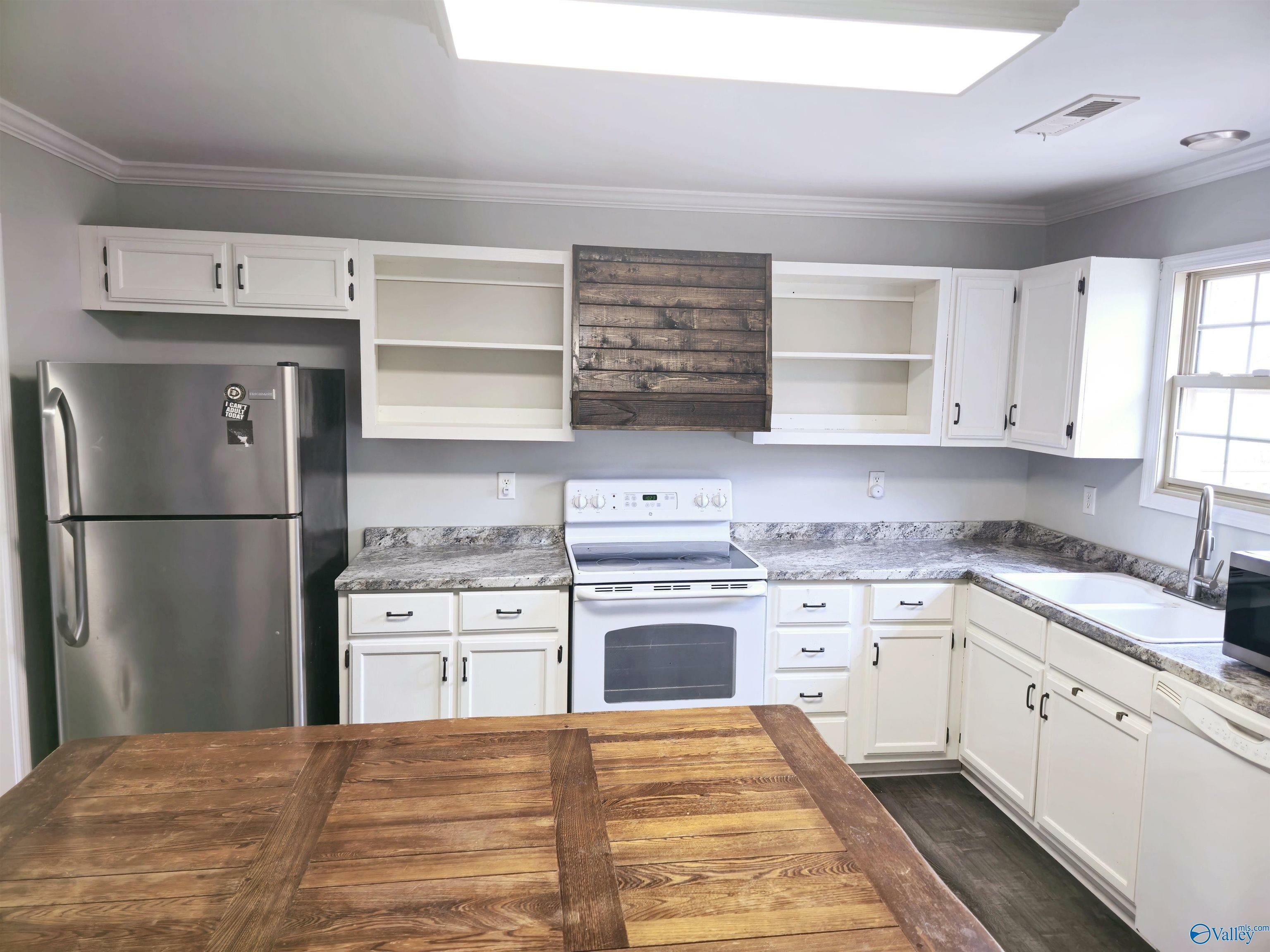 Property Photo: 67 Forest Chapel Road AL 35640