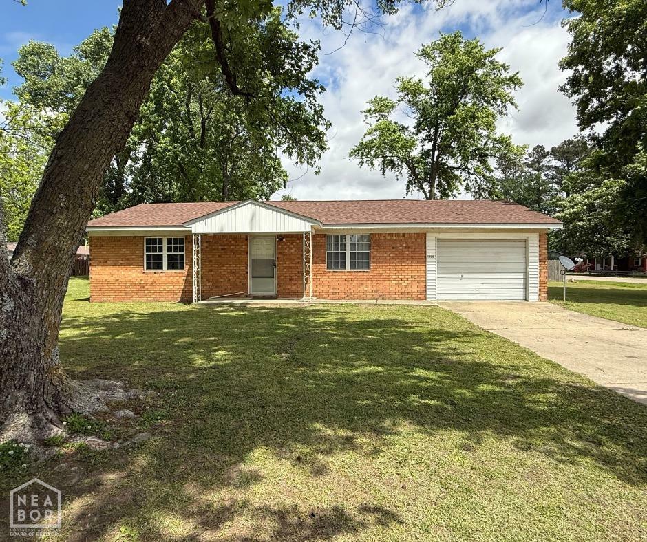 Property Photo: 1300 Overdene Street AR 72422