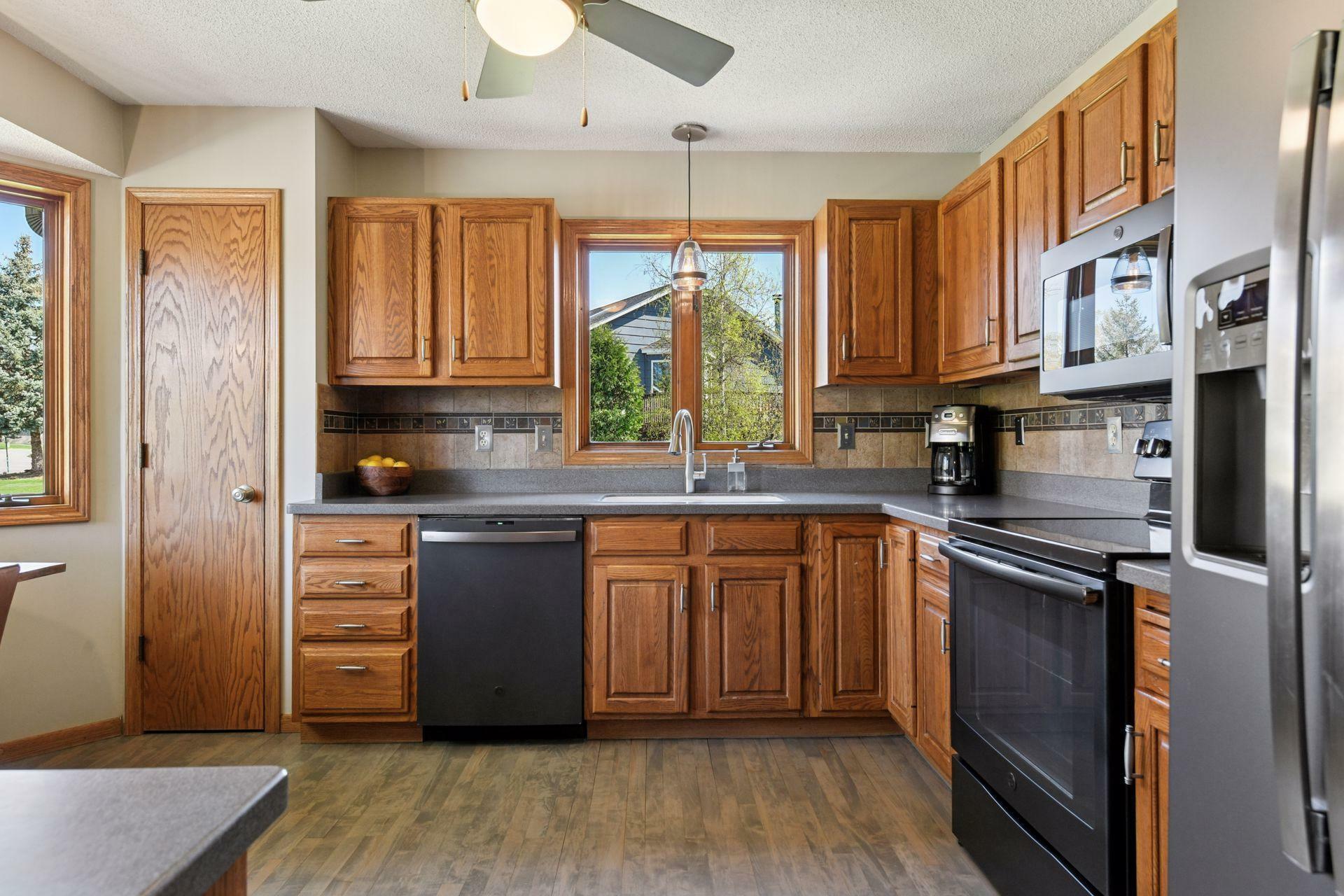 Property Photo: 7413 Paulsen Drive MN 55346