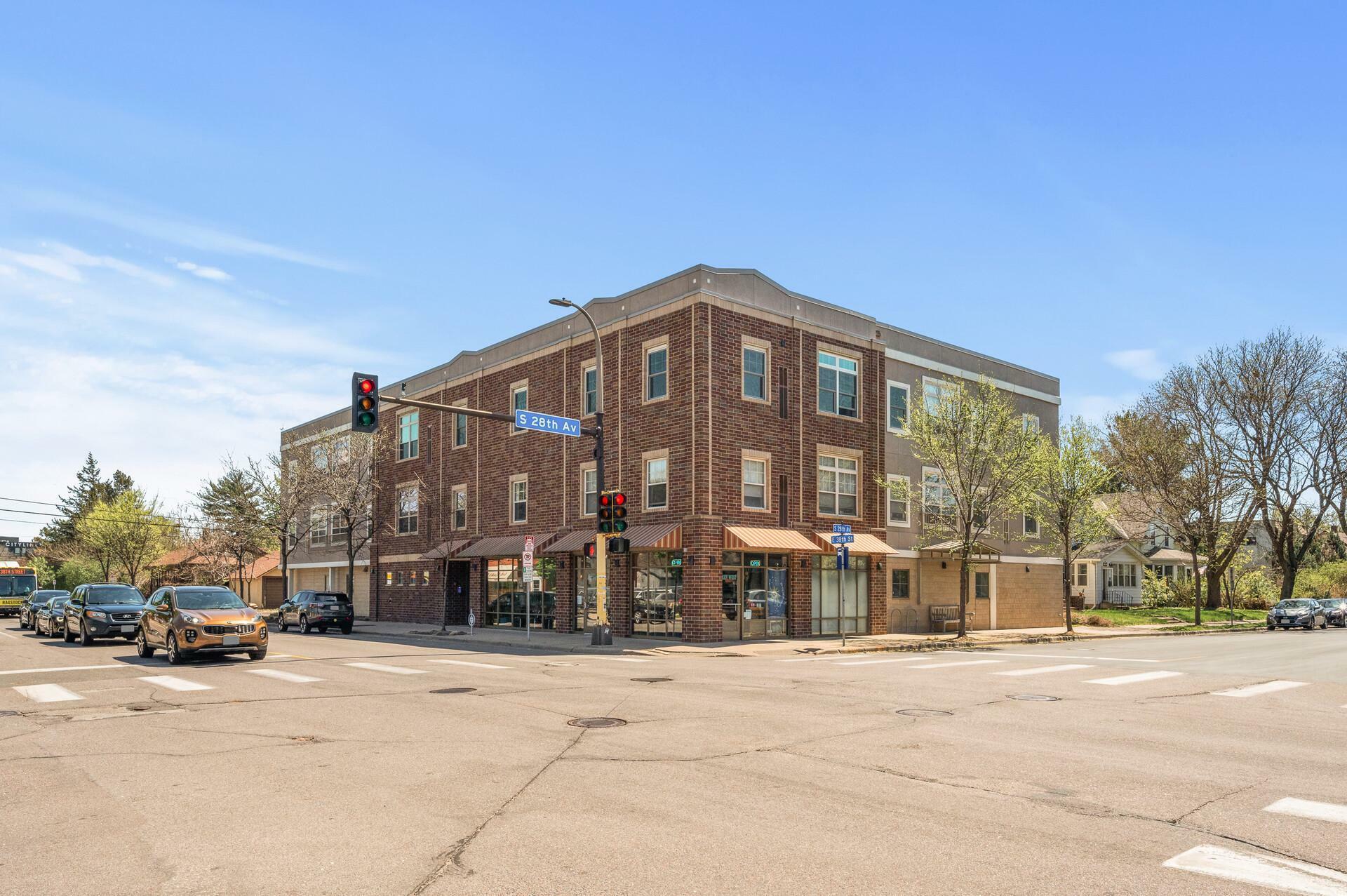 2803 E 38th Street 205  Minneapolis MN 55406 photo