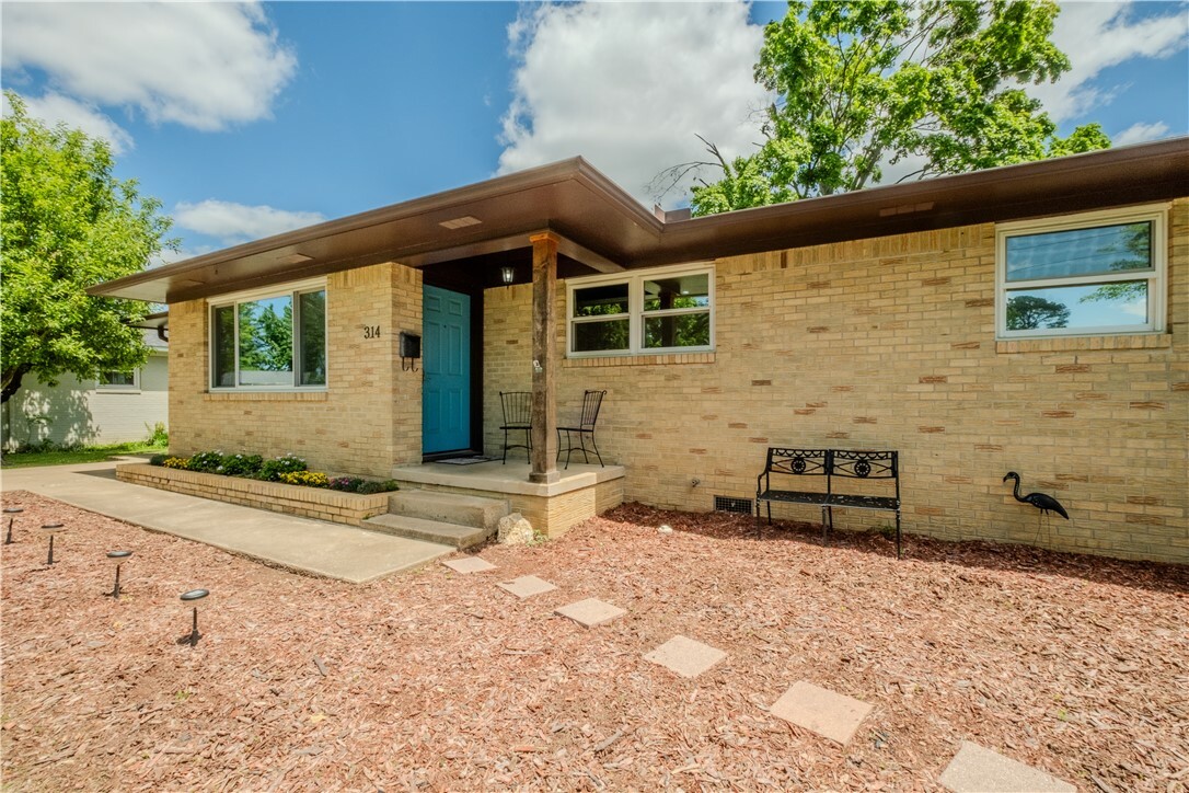 314 Crestview Drive  Bentonville AR 72712 photo