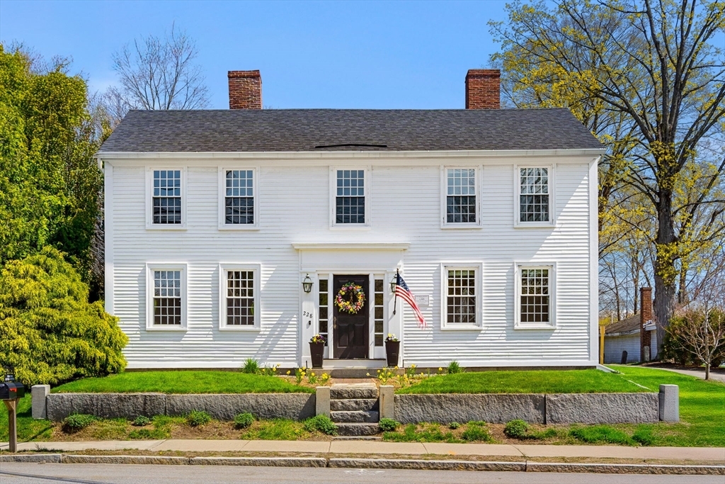 228 Main St  Groton MA 01450 photo