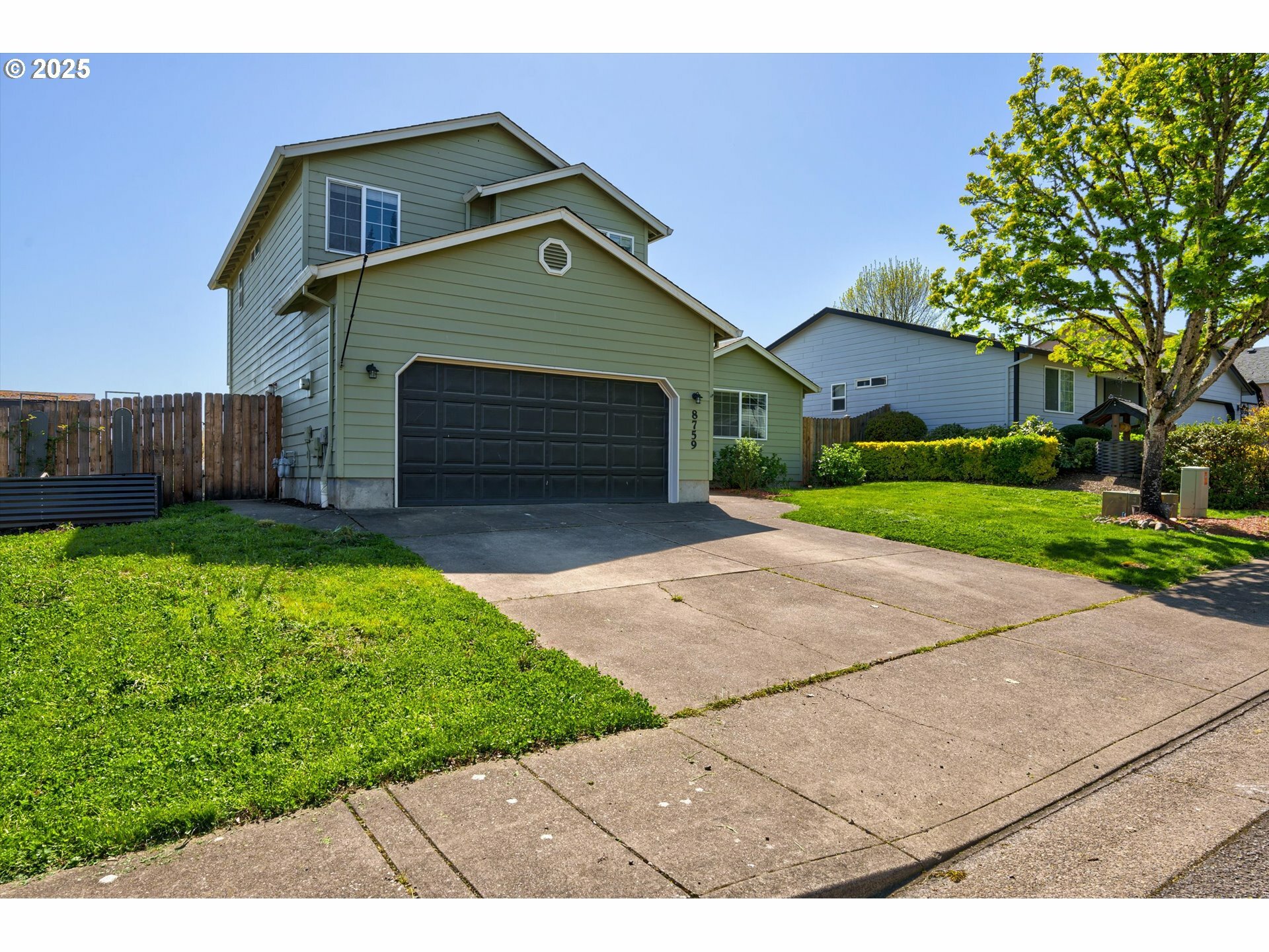 Property Photo: 8759 NE Box Elder St OR 97330