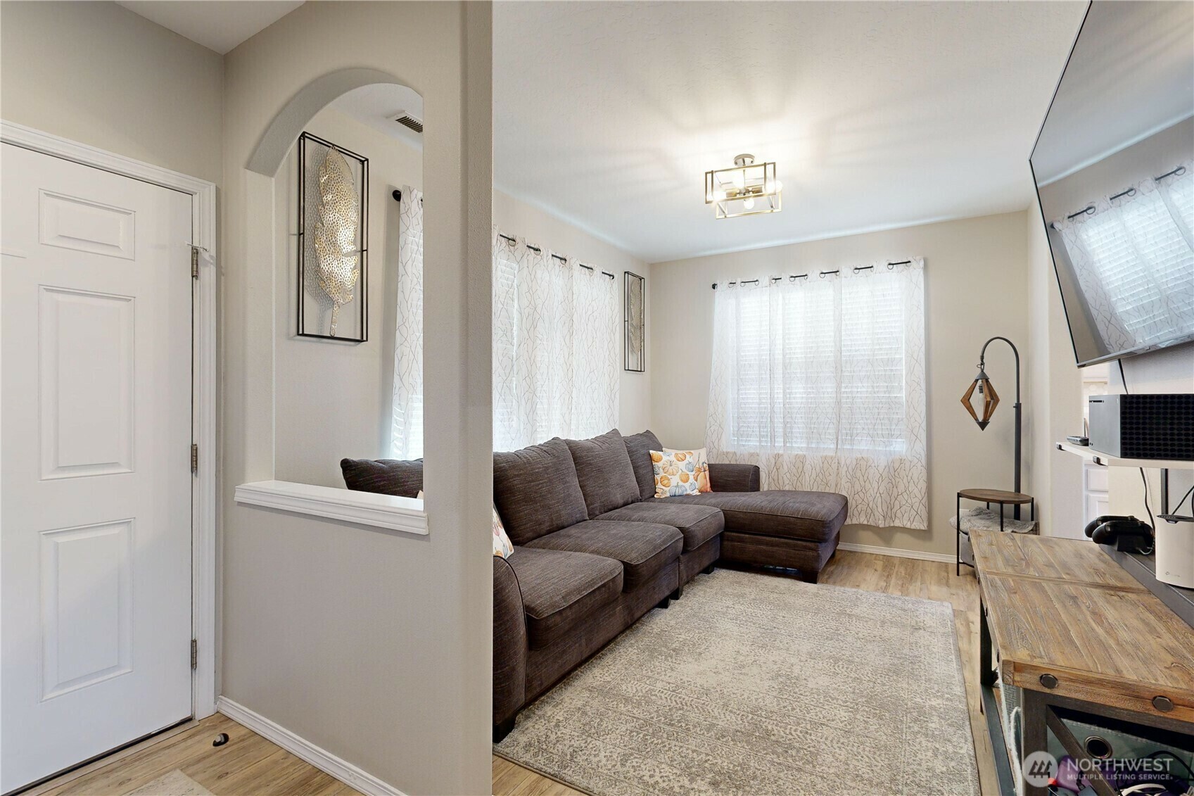 Property Photo: 2090 Alco Avenue WA 99362