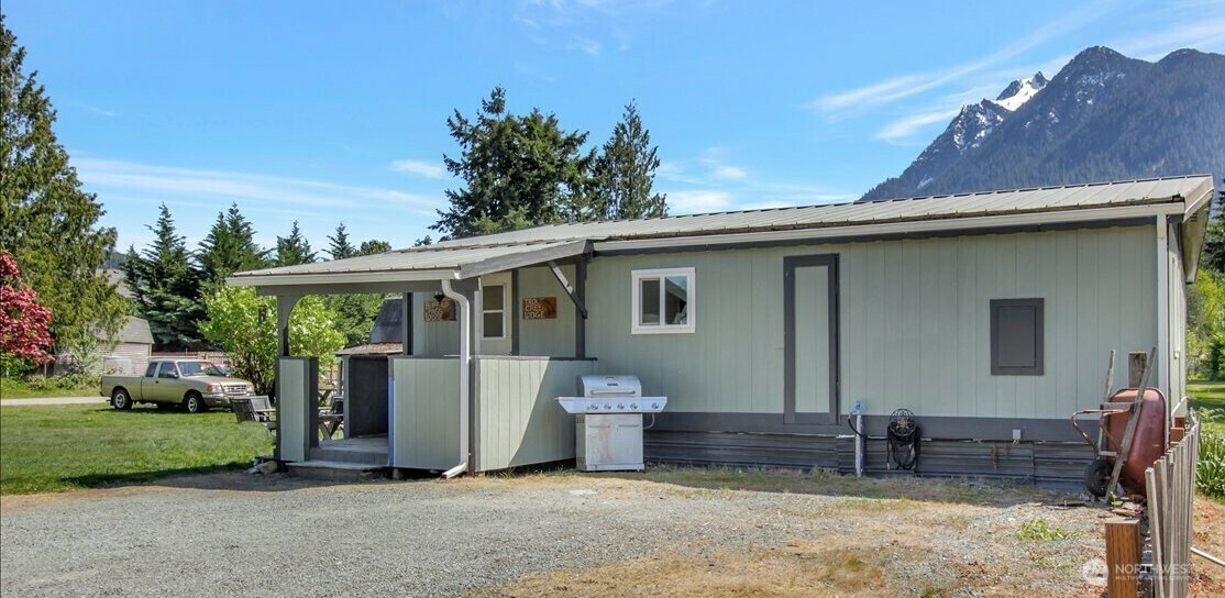 1225  Darrington Street 1  Darrington WA 98241 photo