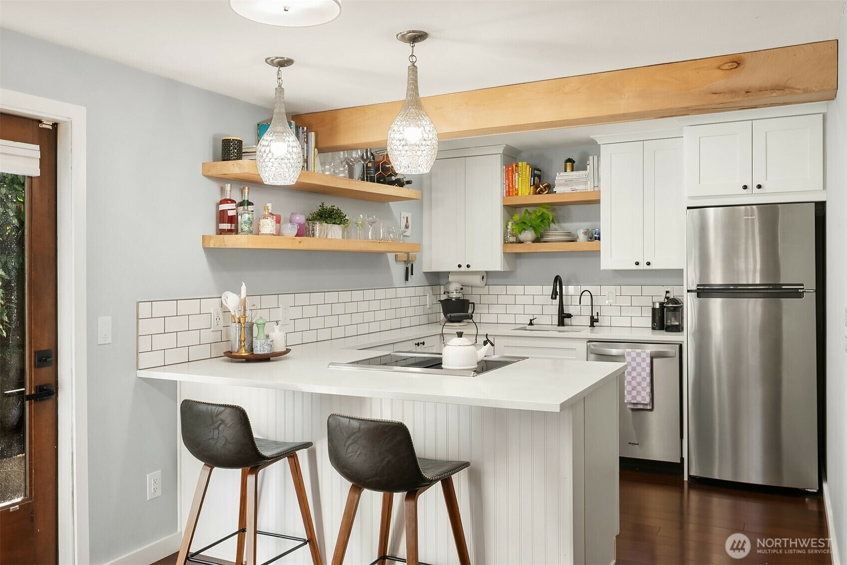 Property Photo: 756 N 72nd Street 101 WA 98103
