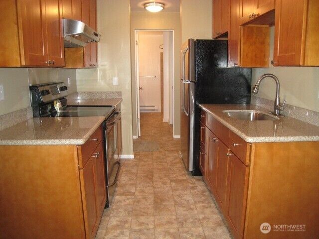 Property Photo:  3326  Lombard Avenue 23  WA 98201 