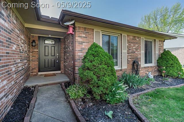 Property Photo: 44053 Terricar Lane MI 48038