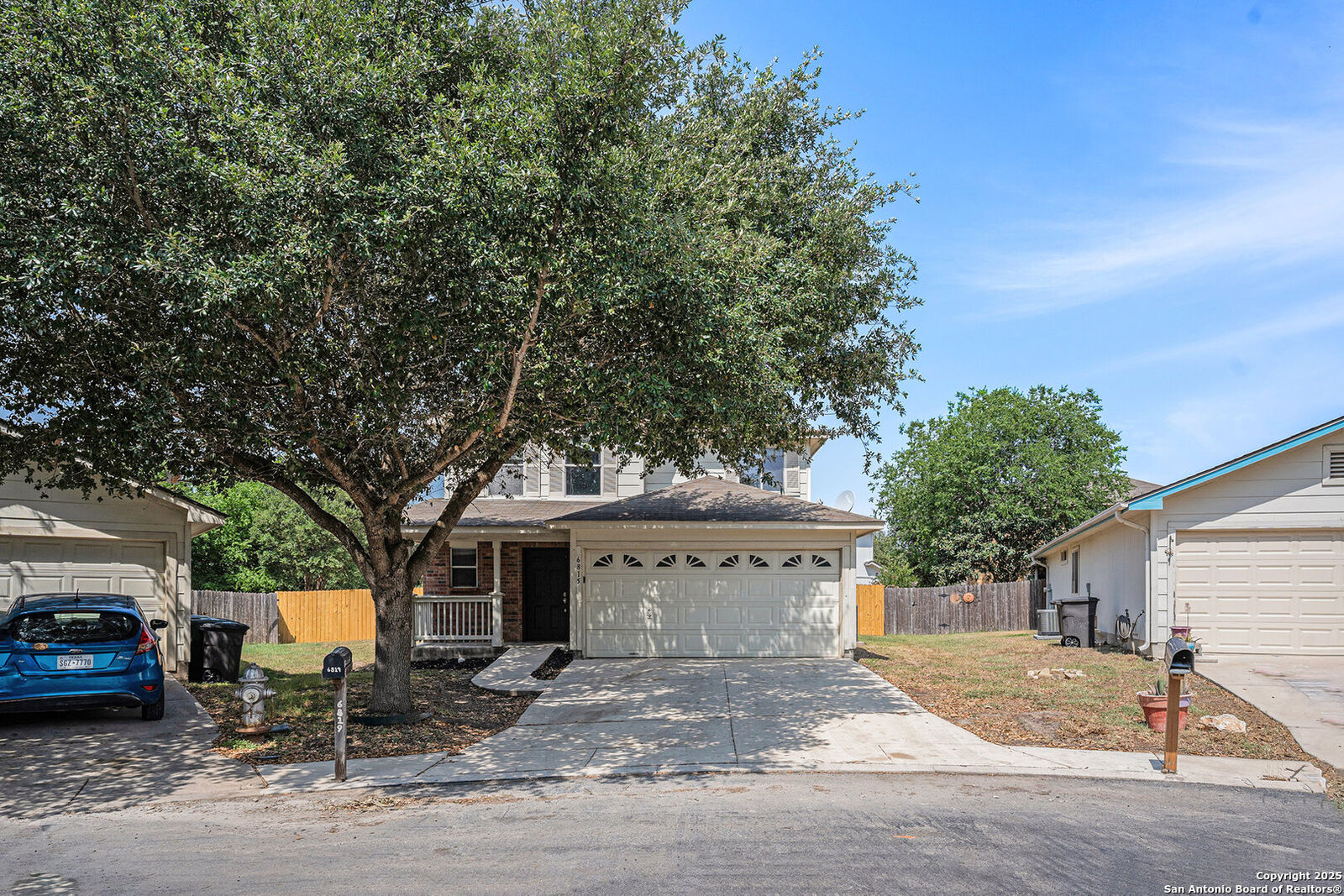 Property Photo: 6815 Cougar Cove TX 78242