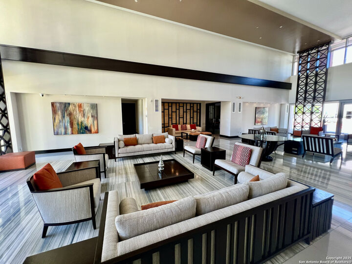 Property Photo:  17902 La Cantera 106  TX 78257 