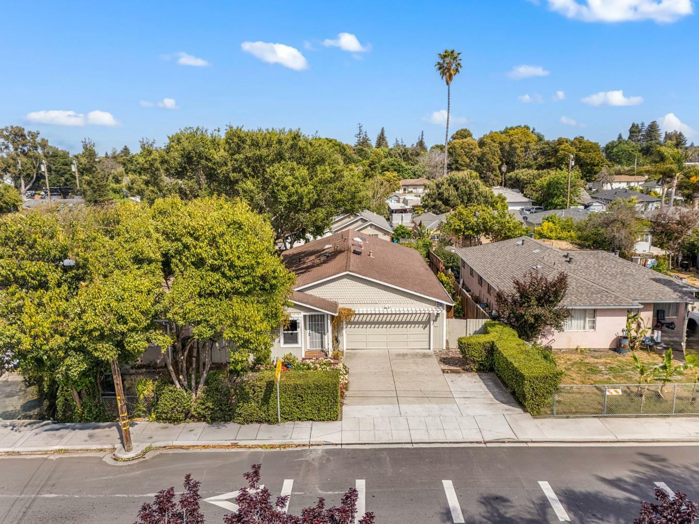 2154 Dumbarton Avenue  East Palo Alto CA 94303 photo