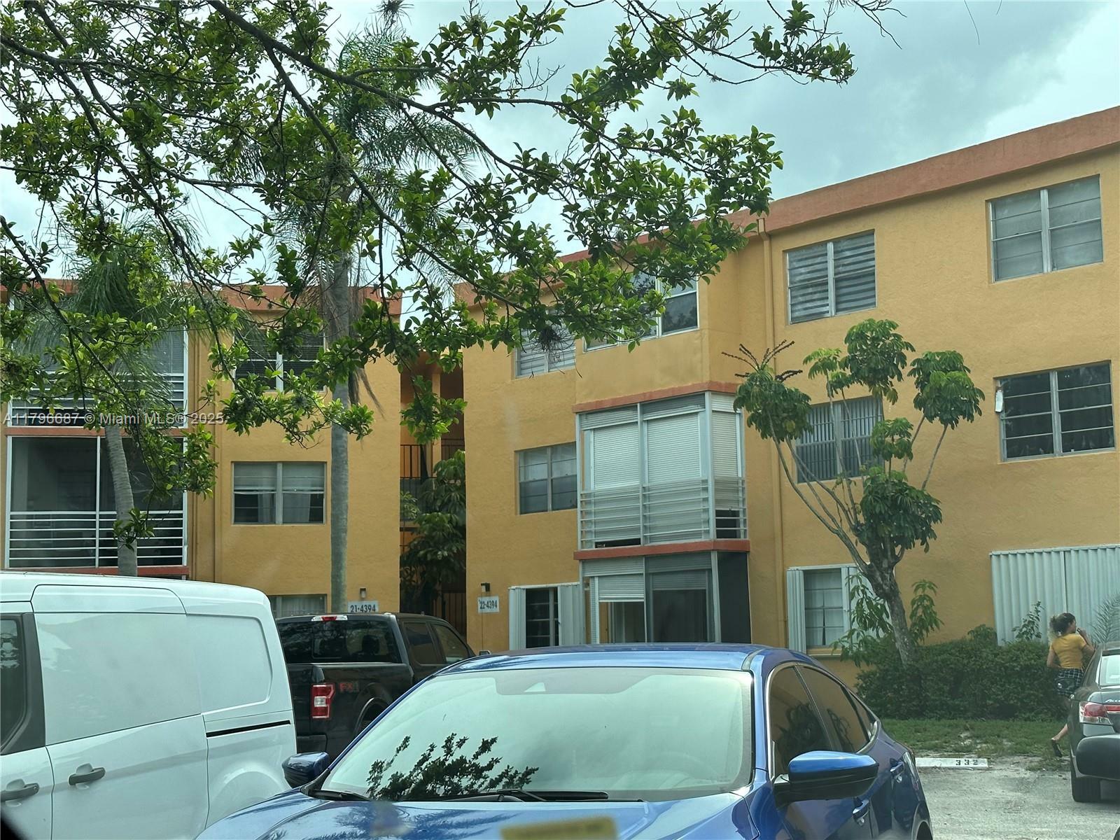 Property Photo: 4394 NW 9th Ave 21-3C FL 33064