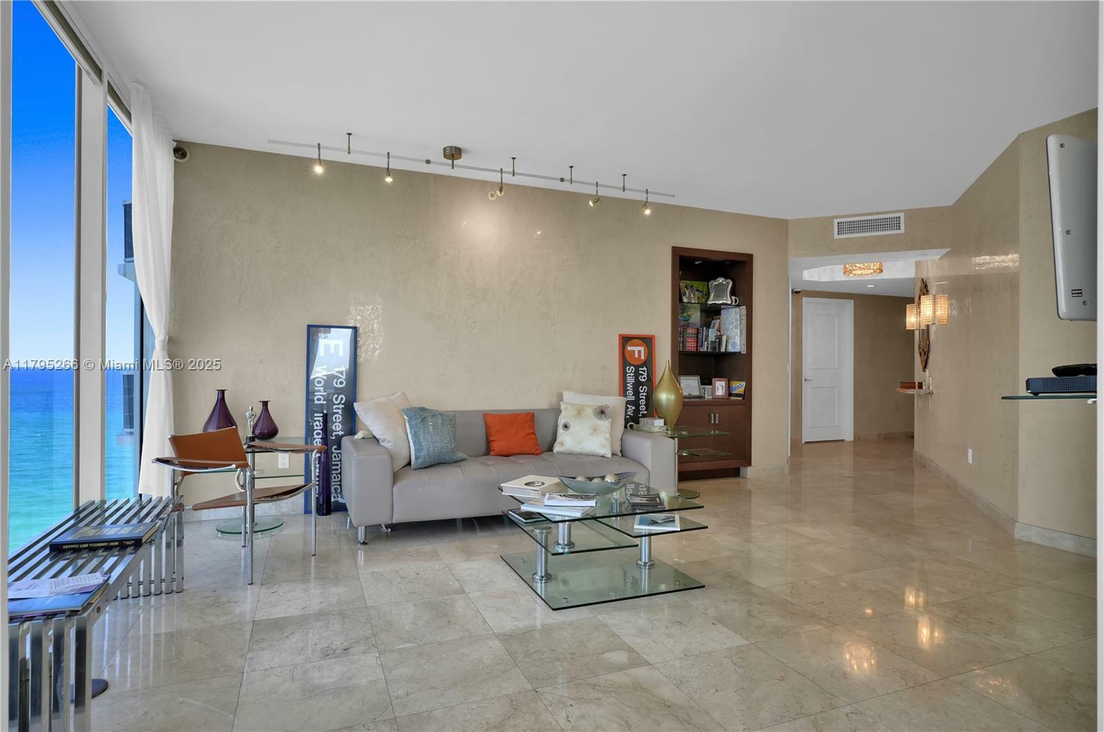 Property Photo: 4775 Collins Ave 2006/2007 FL 33140