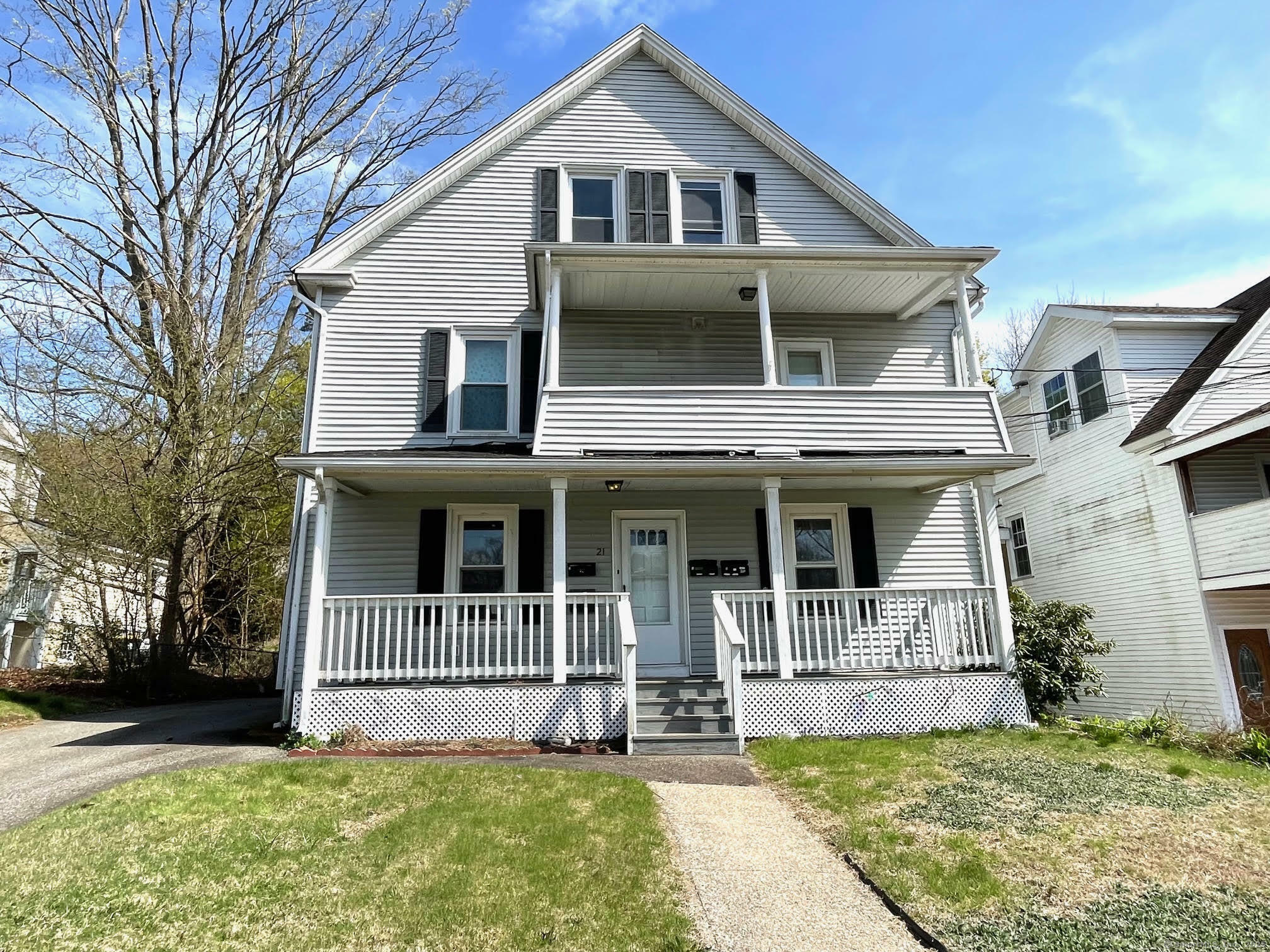 Property Photo:  21 Elm Street 3rd Flr  CT 06401 