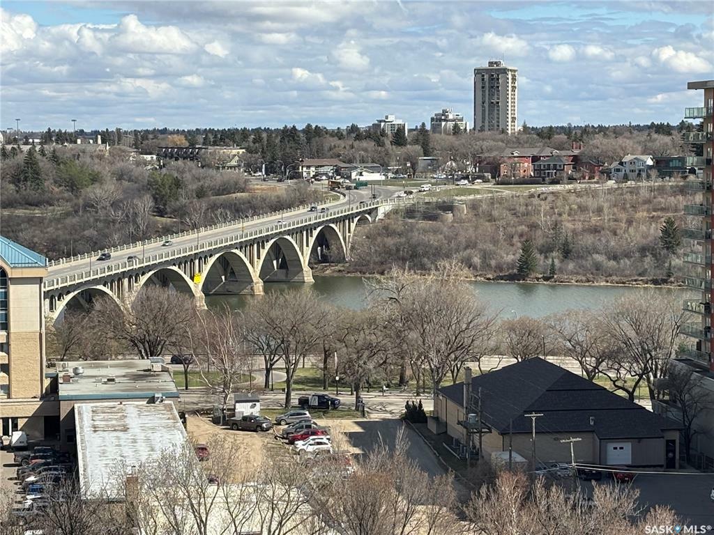 320 5th Avenue N 1504  Saskatoon SK S7K 2P5 photo