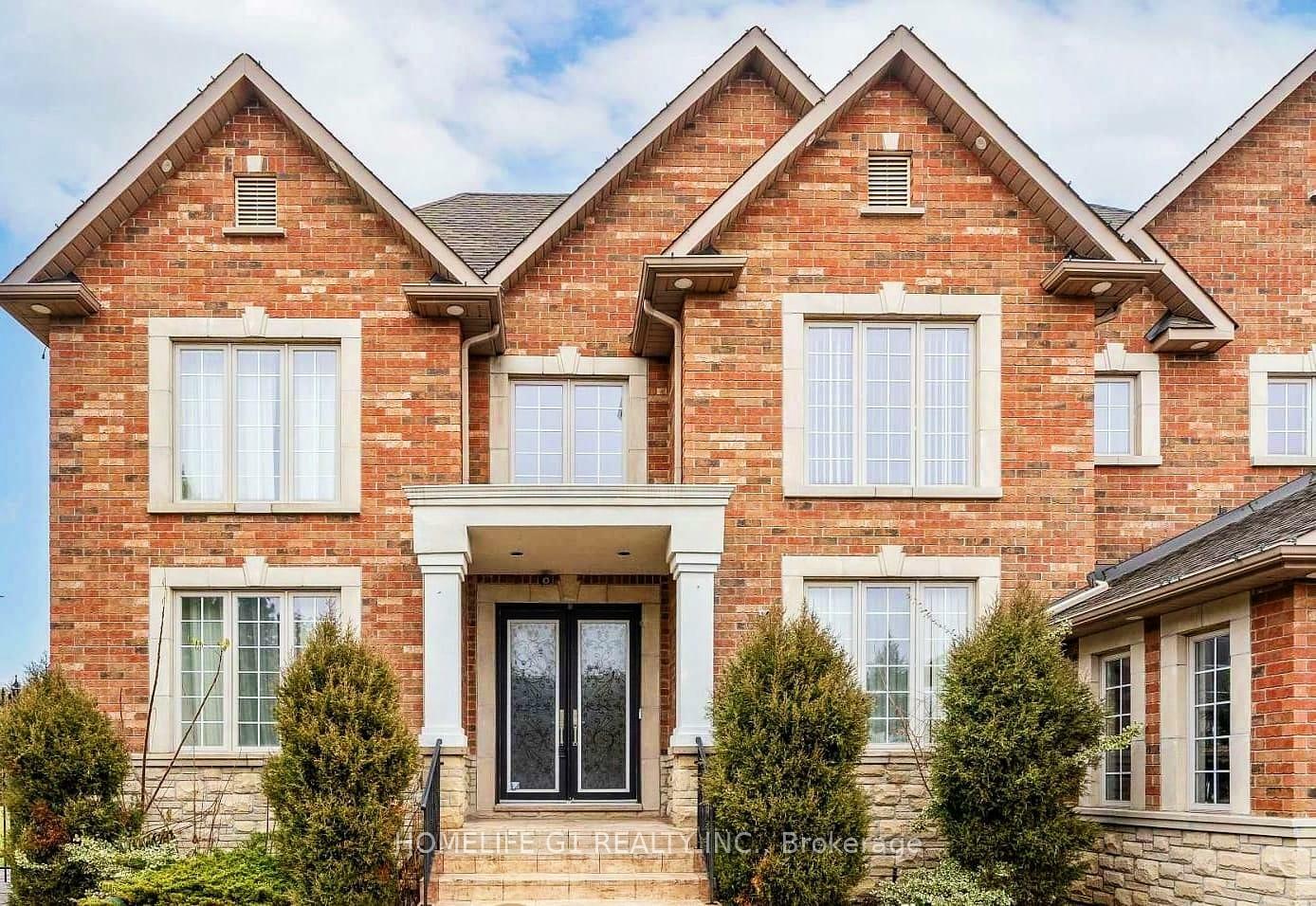 Property Photo: 2489 Olinda Court ON L5C 4P5