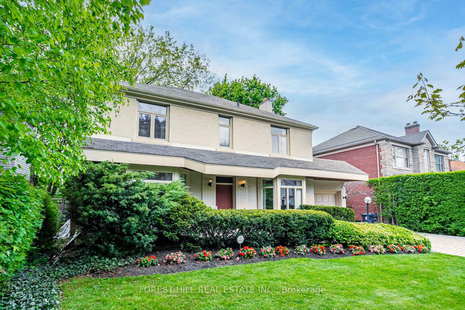 Property Photo: 192 Old Forest Hill Road ON M6C 2G9