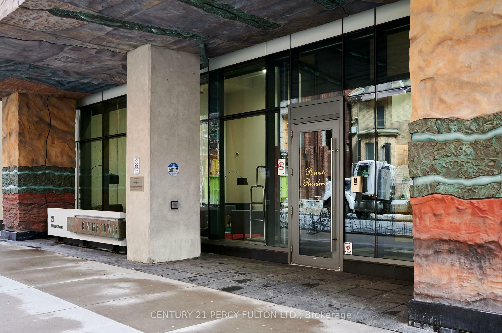 Photo de la propriété: 21 Widmer Street 709 ON M5V 0B8