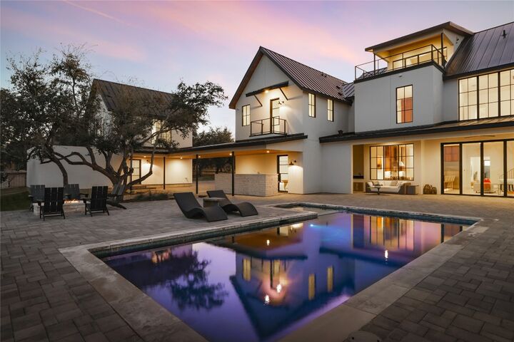 Property Photo: 4405 Hennig Drive TX 78738
