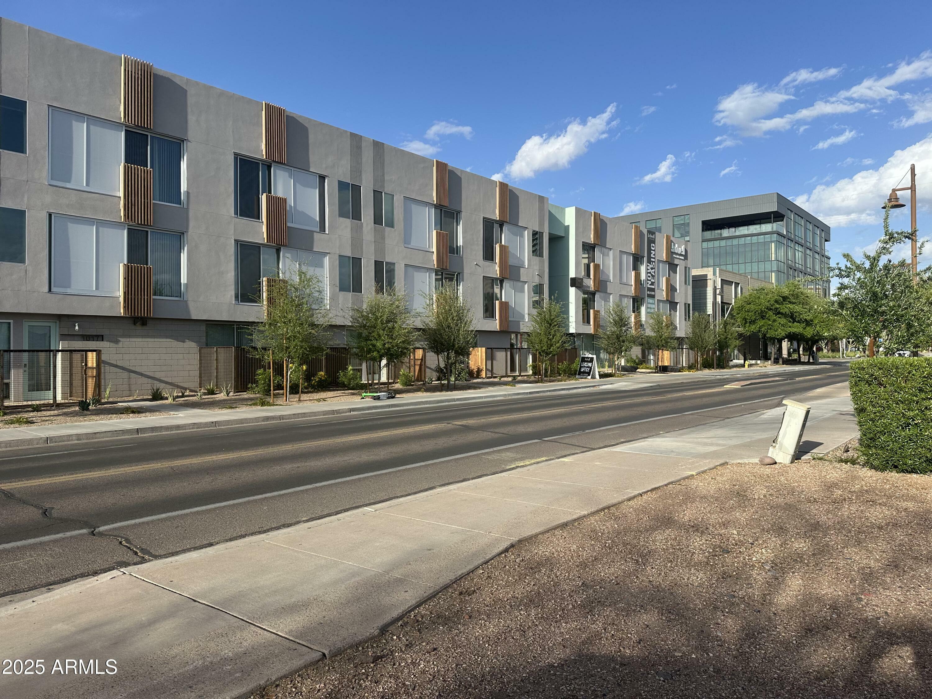 Property Photo:  421 W 5th Street 6  AZ 85281 